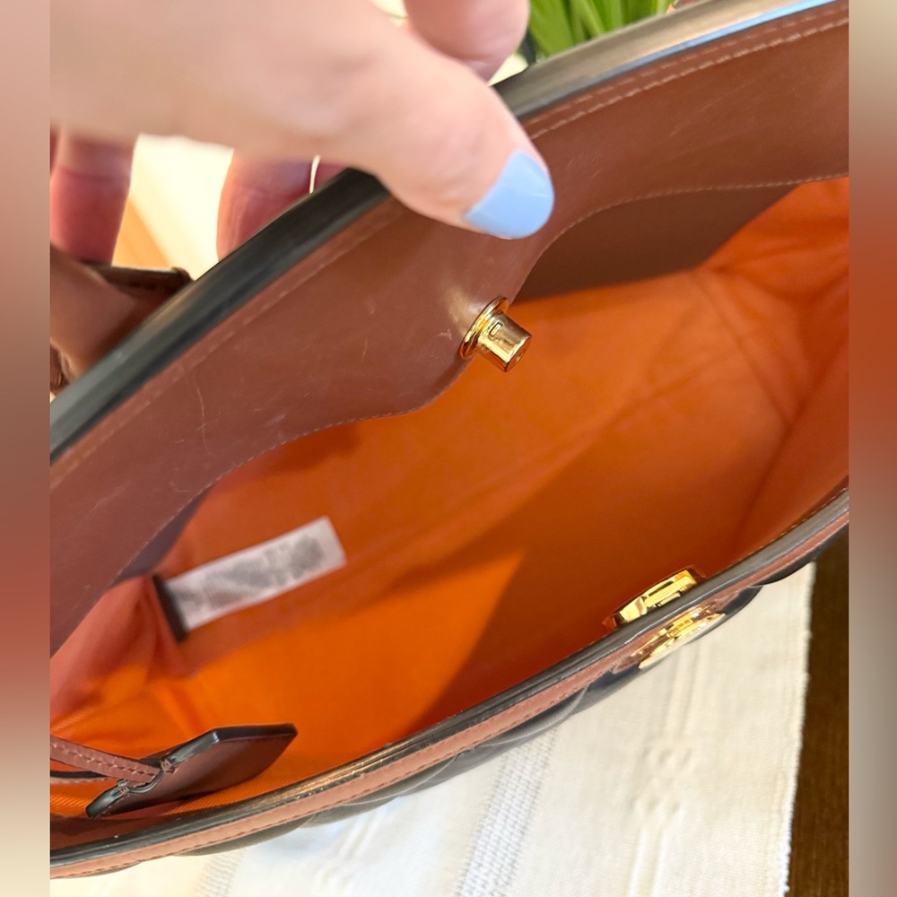 Burberry Quilted Society Handbag - Picture 7 of 12
